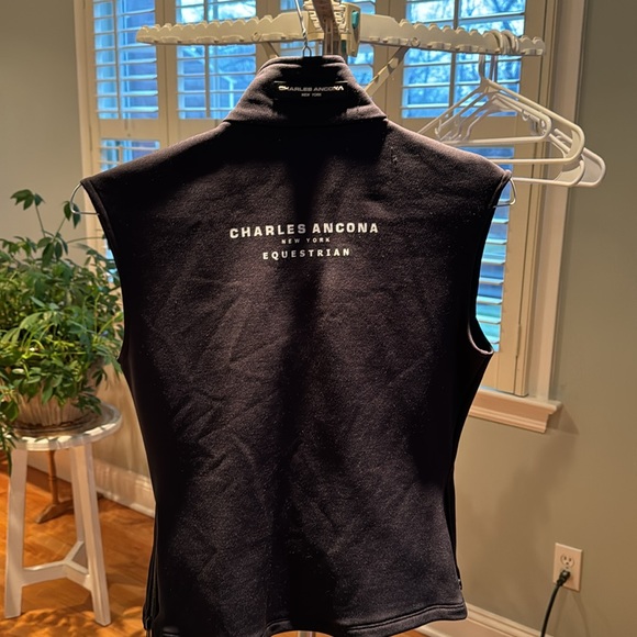 Charles Ancona Training Vest - Picture 2 of 8